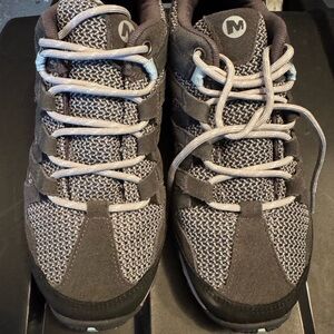 Merrell women’s shoe